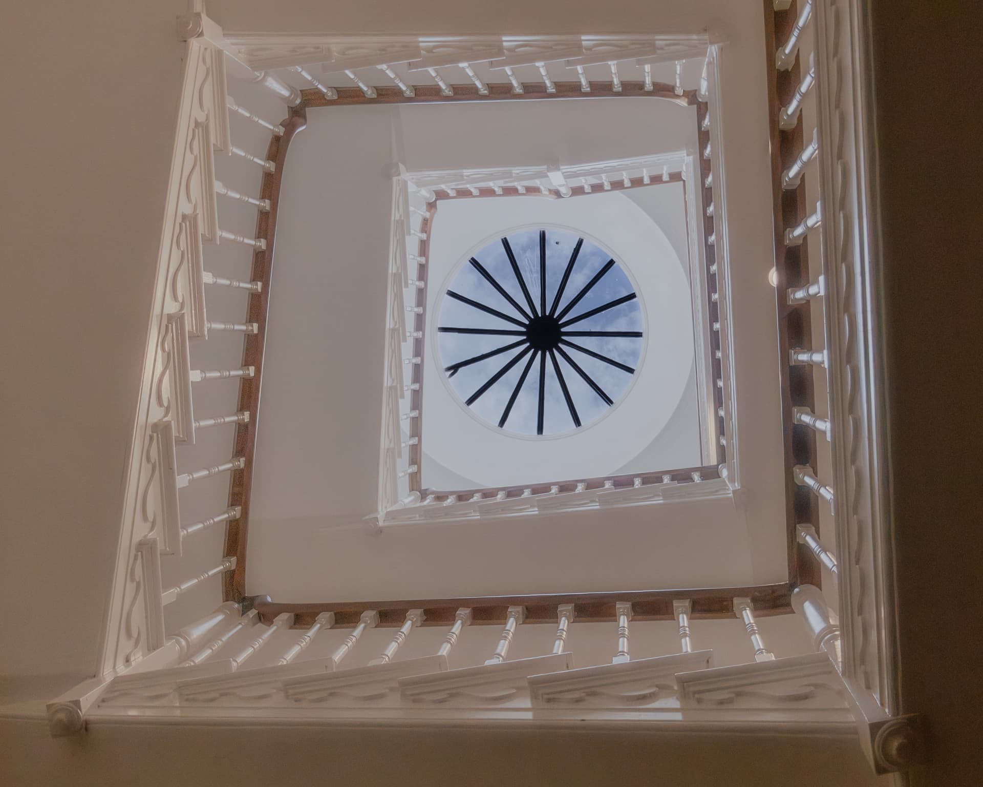 Georgian stairwell looking up to the domed skylight